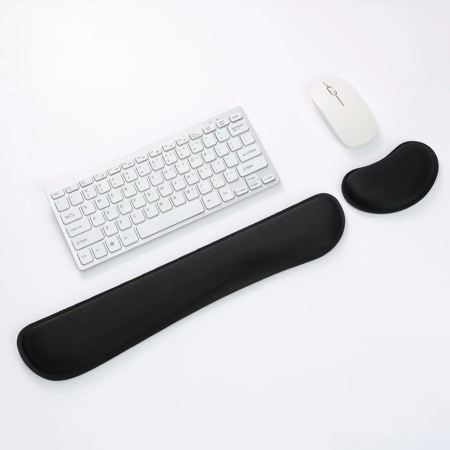 Ergonomic Gaming Mouse Pad - 3D Wrist Rest with Silica Gel & Memory Foam for PC Gamers!